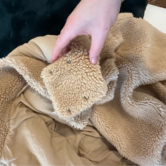 Women's Tan Sherpa Jacket - Picture 10 of 13